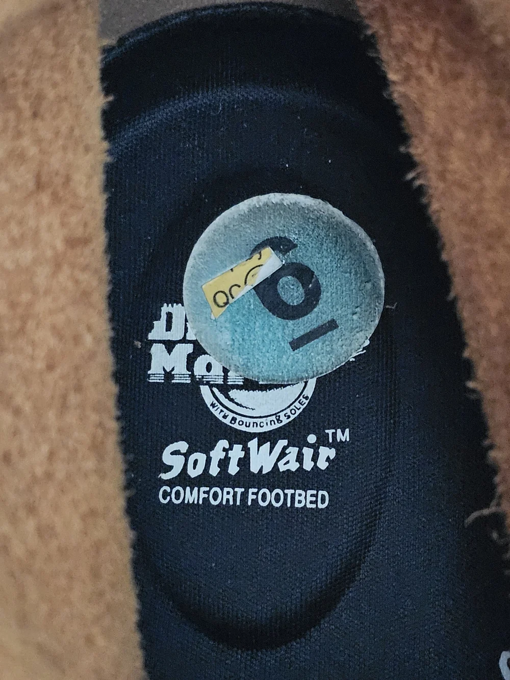 Dr. Martens sturdy lace
